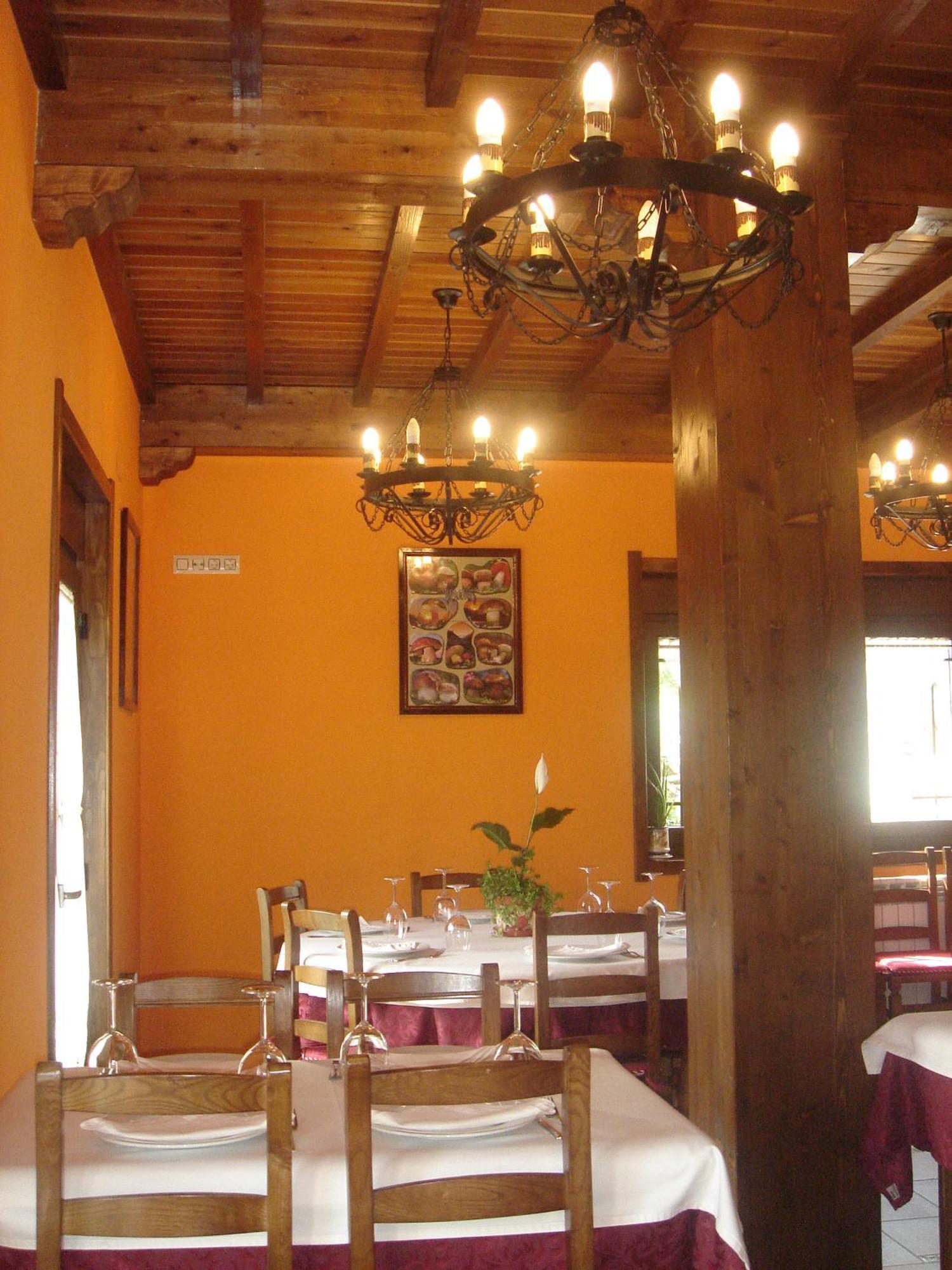 Hotel Rural El Caseron De Linarejos Екстер'єр фото