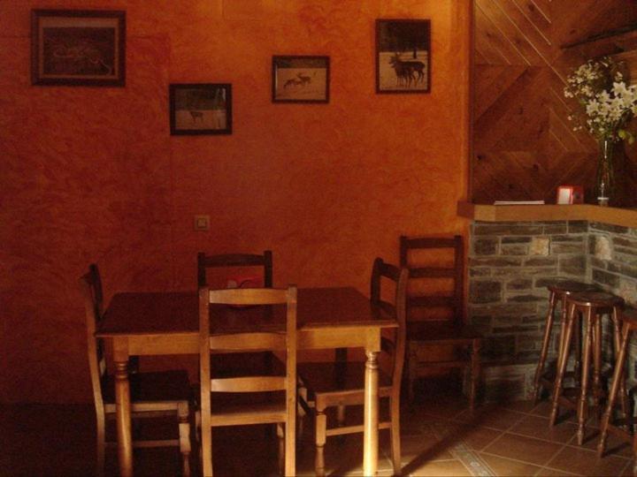 Hotel Rural El Caseron De Linarejos Екстер'єр фото